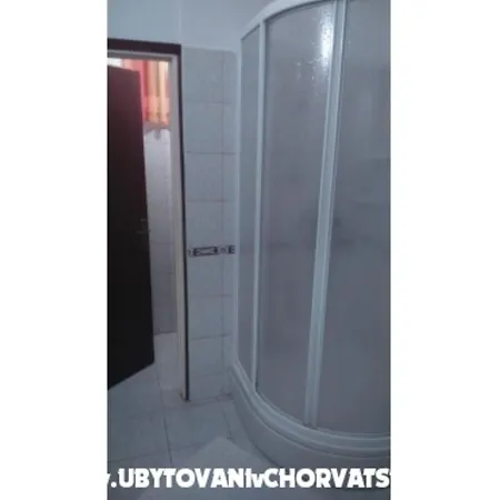 شقة Jauca تروغير